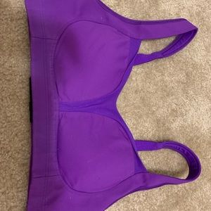 COPY - Lululemon tata tamer size 36C